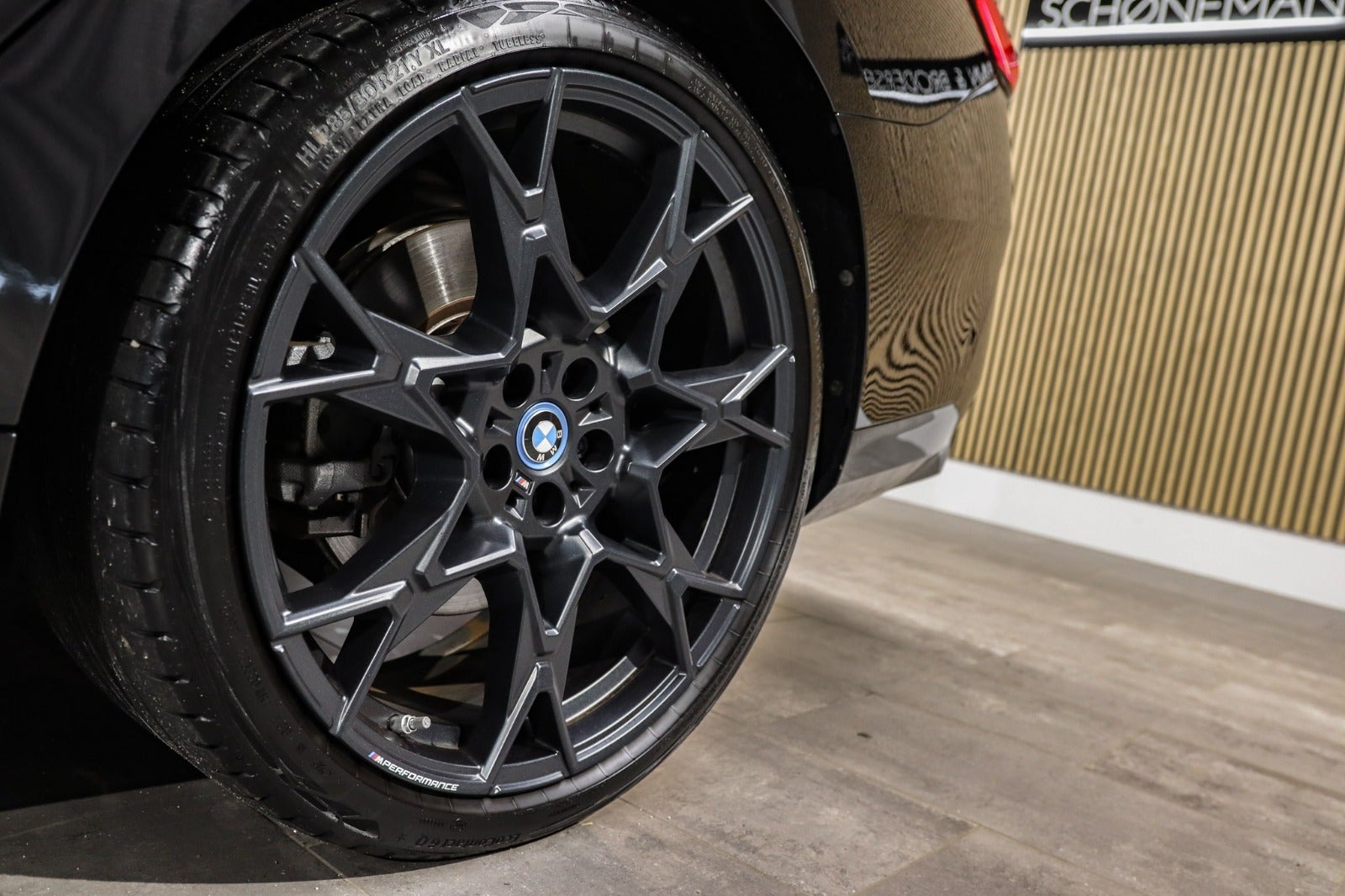 Billede af BMW i5  eDrive40 Touring Fully Charged