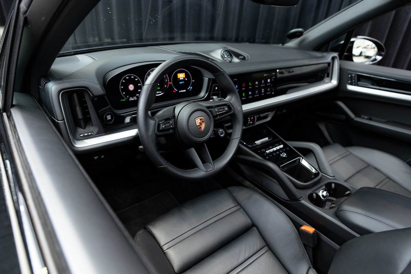 Gallery image 9 of 18