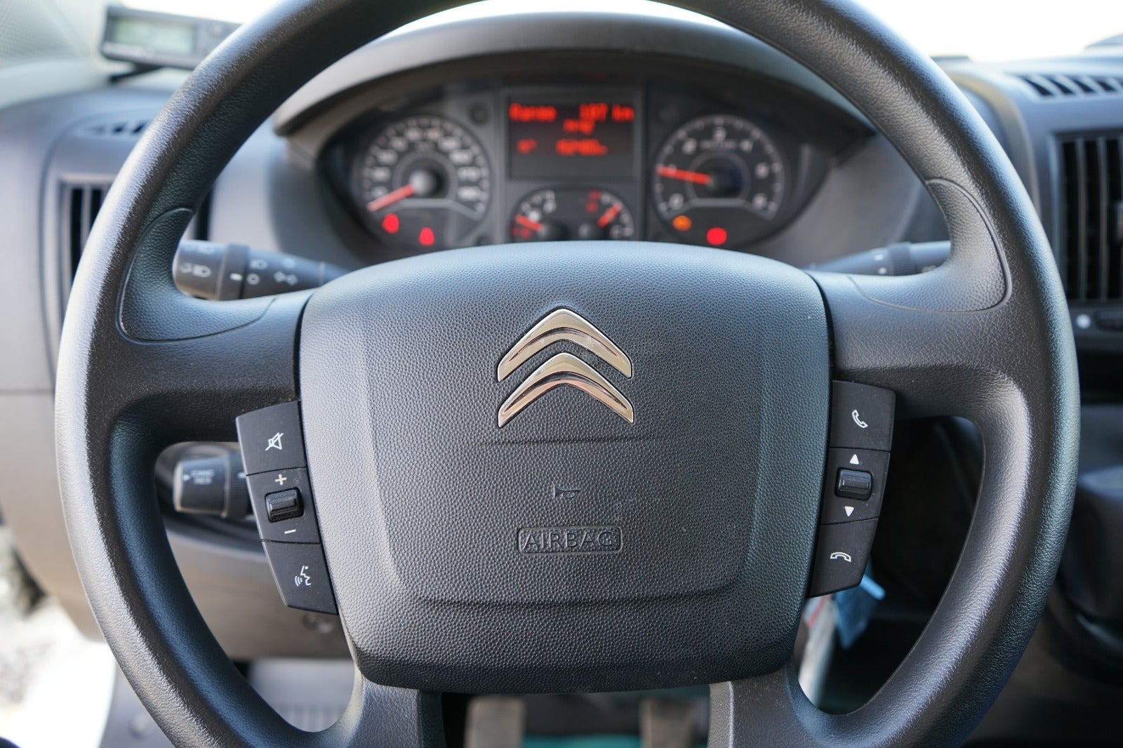 Billede af Citroën Jumper 35+ 2,2 BlueHDi 165 L3H2 Kølevogn