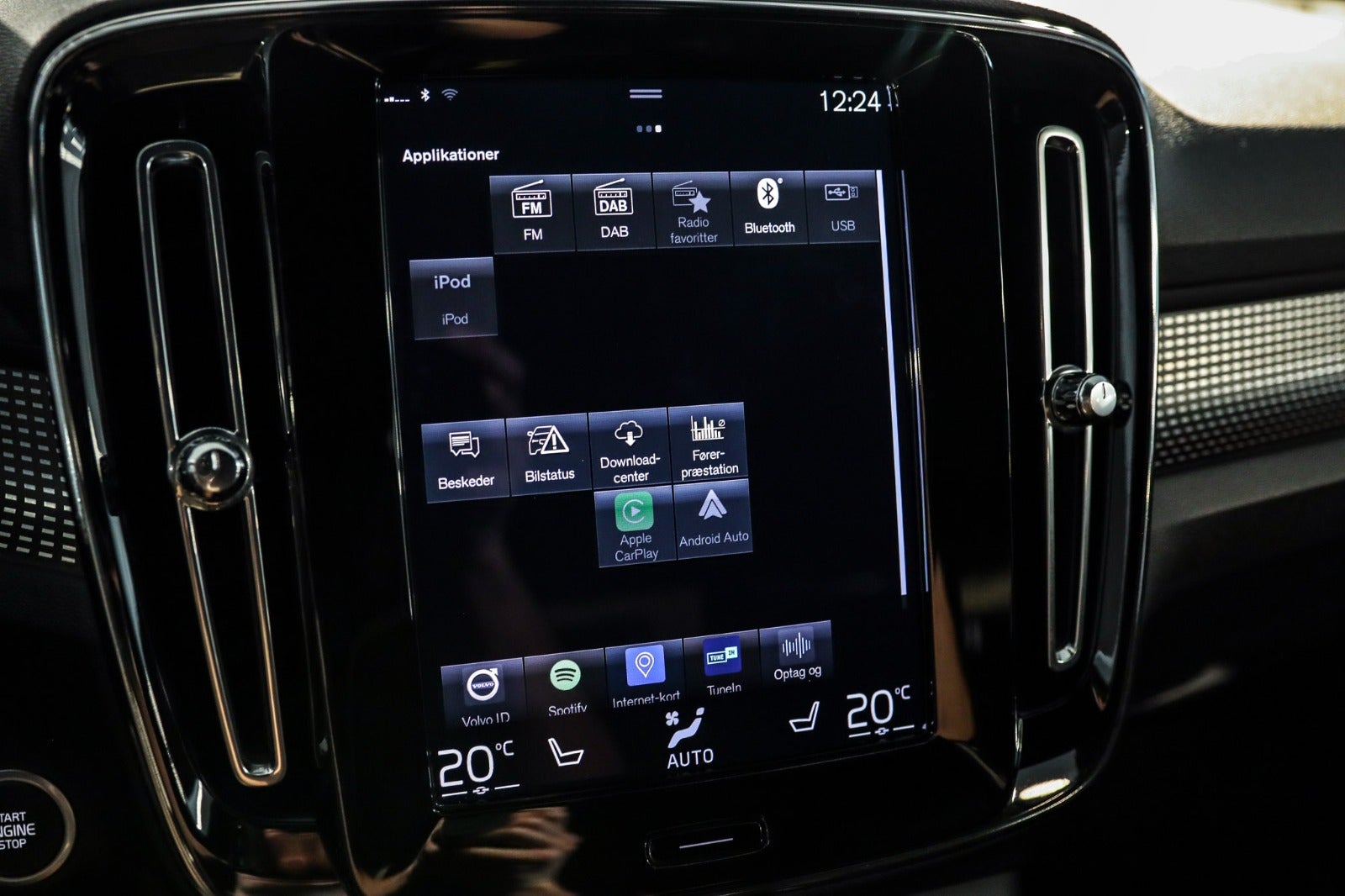 Billede af Volvo XC40 1,5 T4 ReCharge R-Design aut.