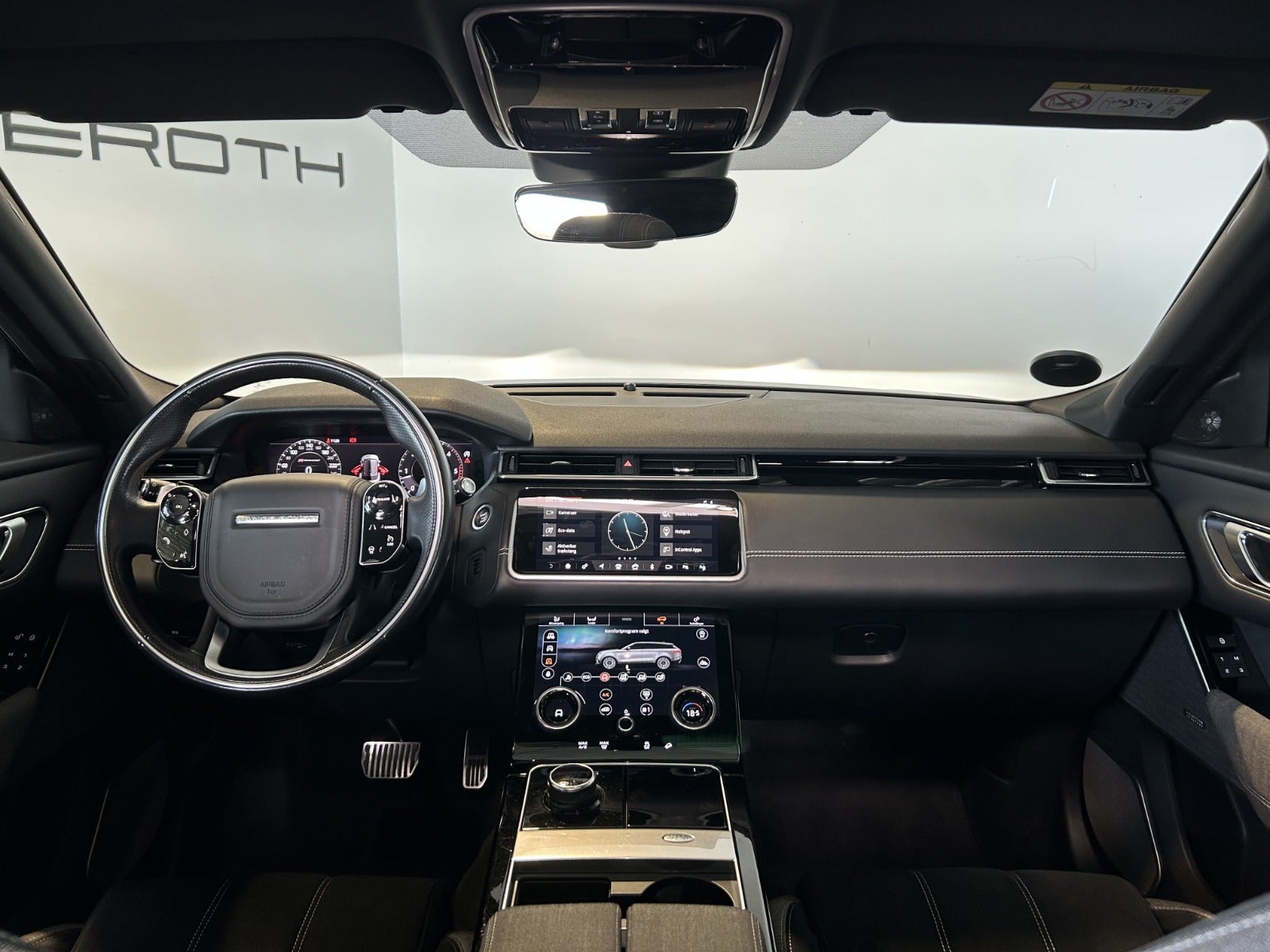 Land Rover Range Rover Velar 3,0 D300 R-Dynamic aut. Van 5d - 5