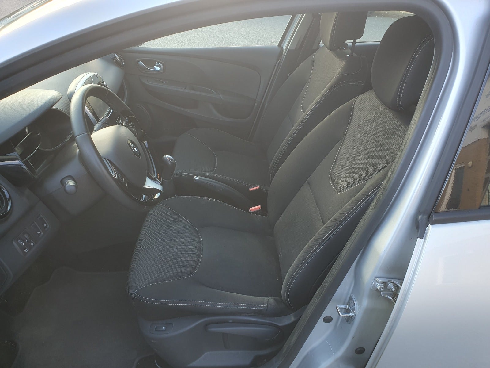 Renault Clio IV dCi 75 Expression
