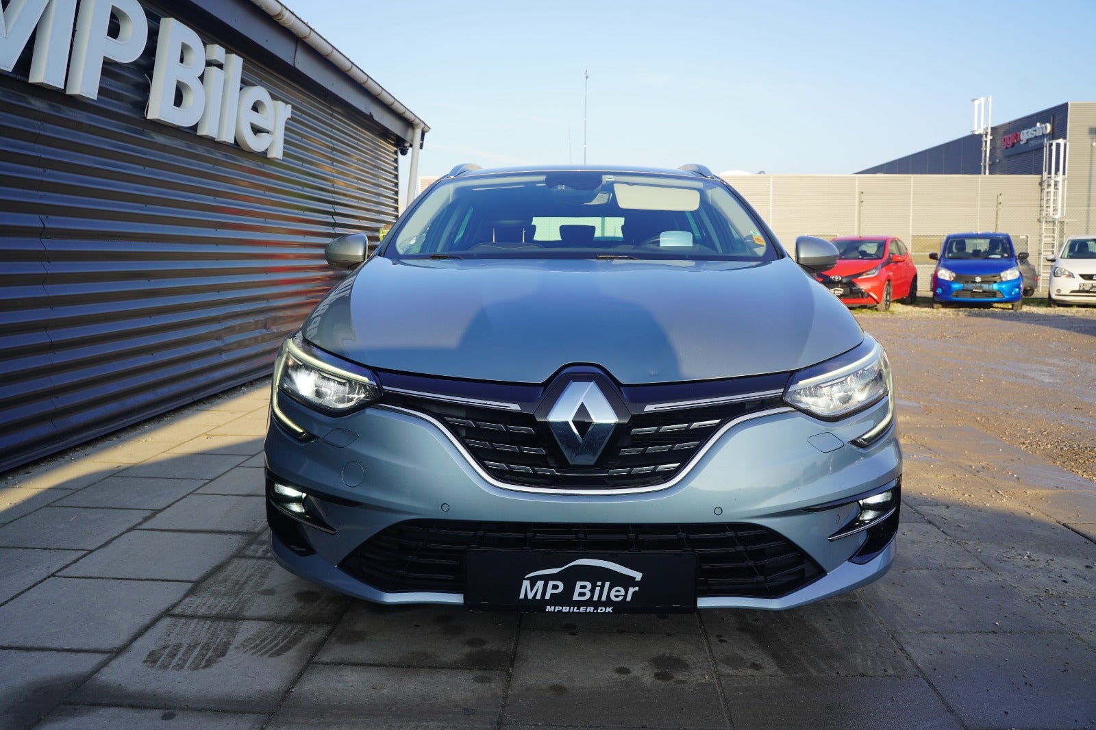 Billede af Renault Megane IV 1,6 E-Tech Intens Sport Tourer