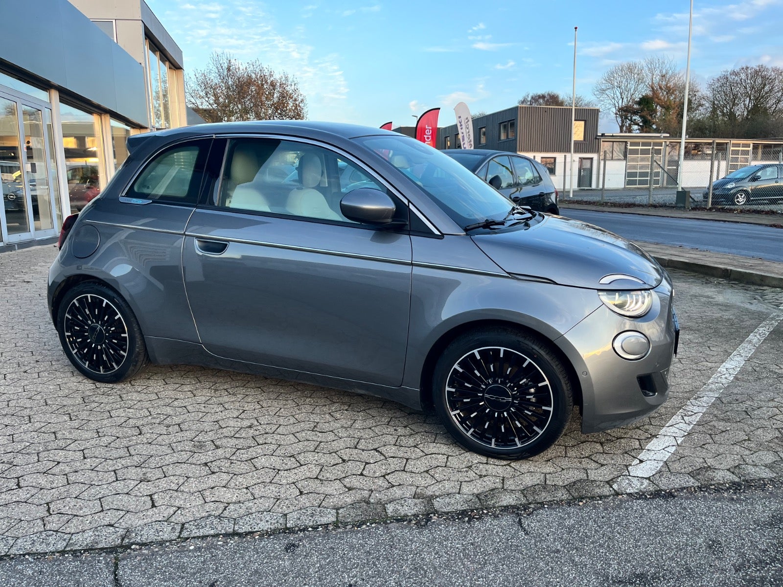Billede af Fiat 500e 42 la Prima