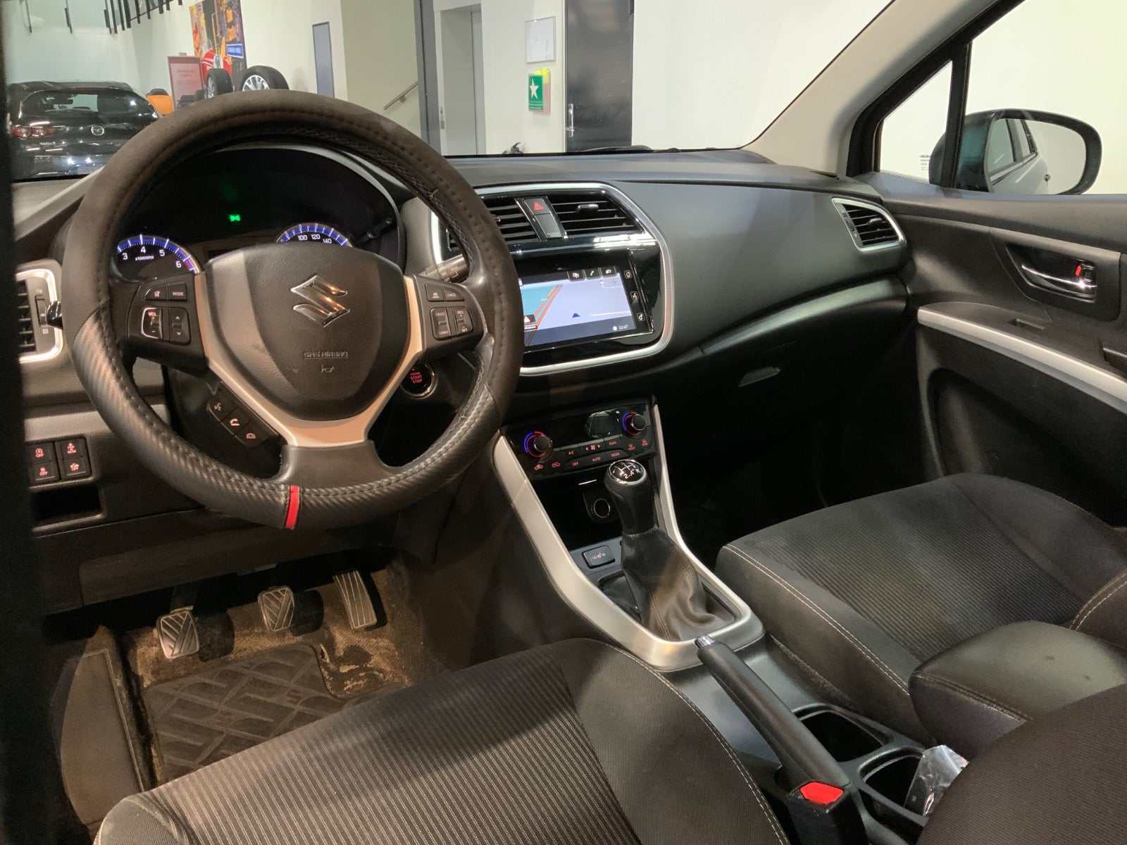Suzuki S-Cross (7/8)