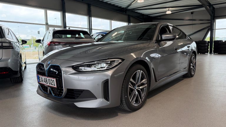 BMW i4 eDrive40