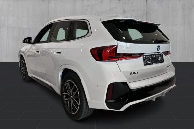 BMW iX1 eDrive20 M-Sport BMW iX1 eDrive20 M-Sport - 2