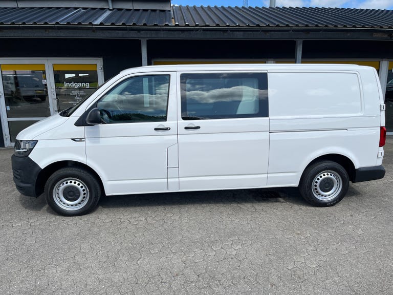 VW Transporter TDi 150 Kassevogn DSG lang