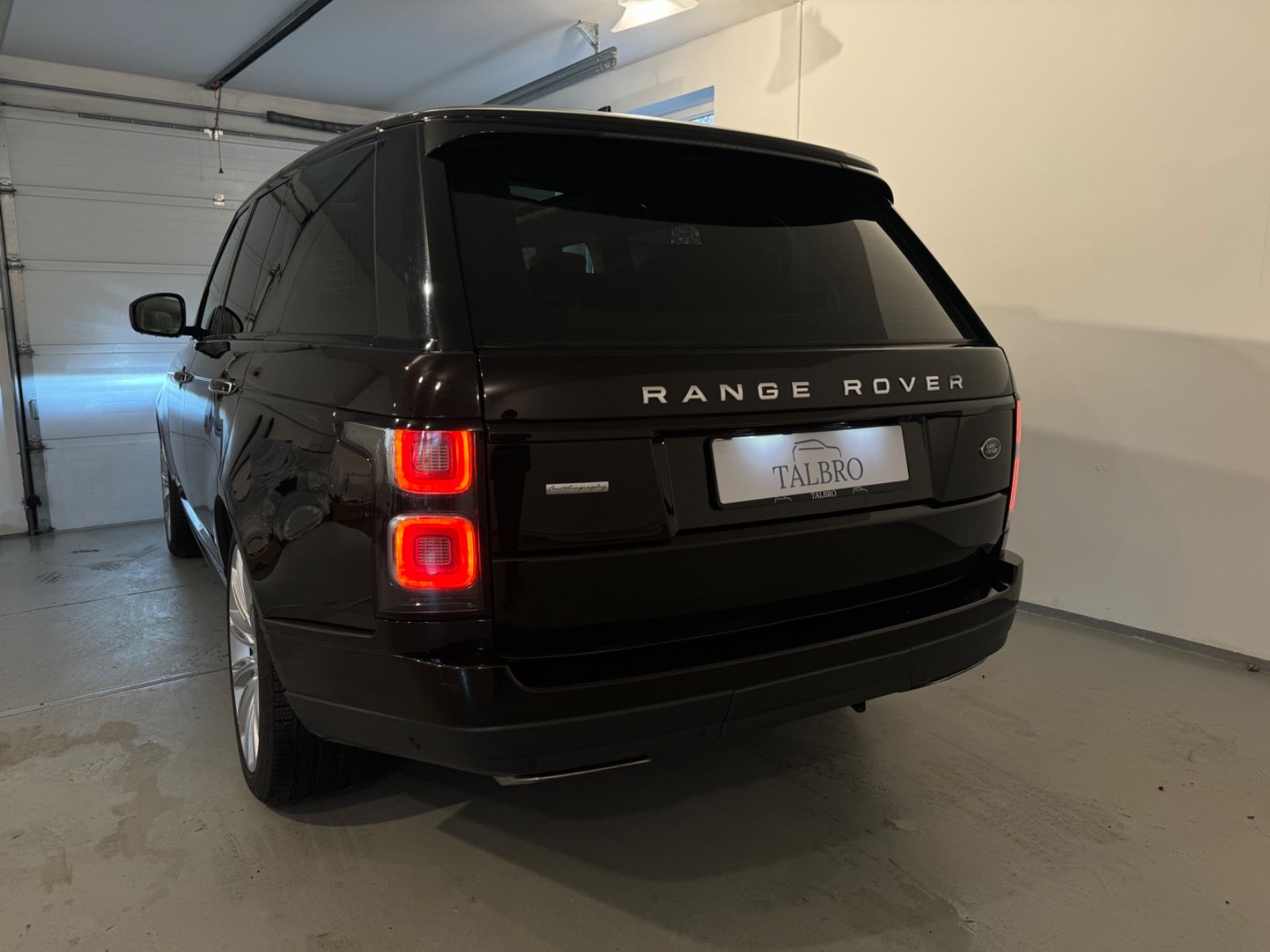 Land Rover – Range Rover