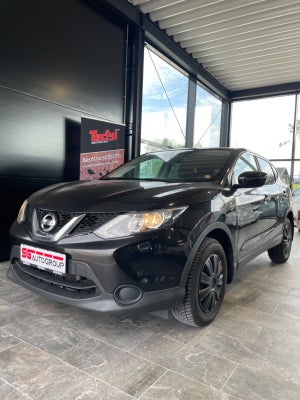 Nissan Qashqai 1,2 Dig-T 115 Visia Benzin modelår 2016 km 174000 Sort træk nysynet klimaanlæg ABS ai