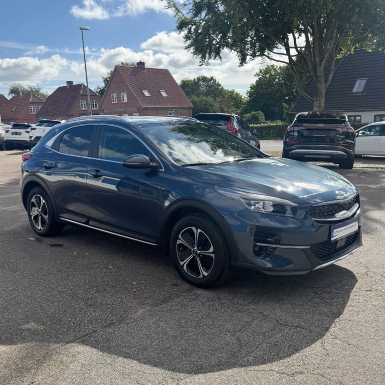 Kia XCeed PHEV Upgrade Intro DCT