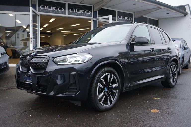 BMW iX3 Charged Plus M-Sport