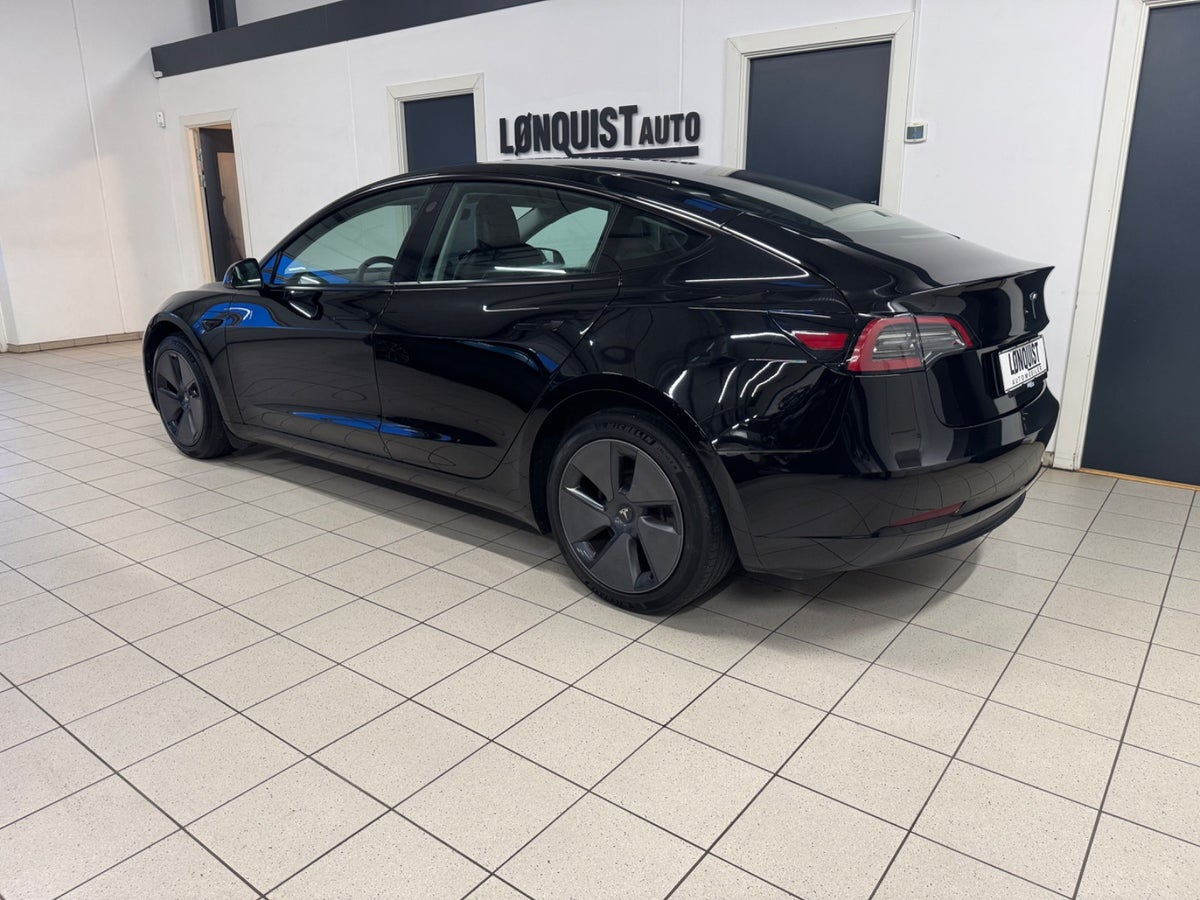 Tesla Model 3 Long Range RWD