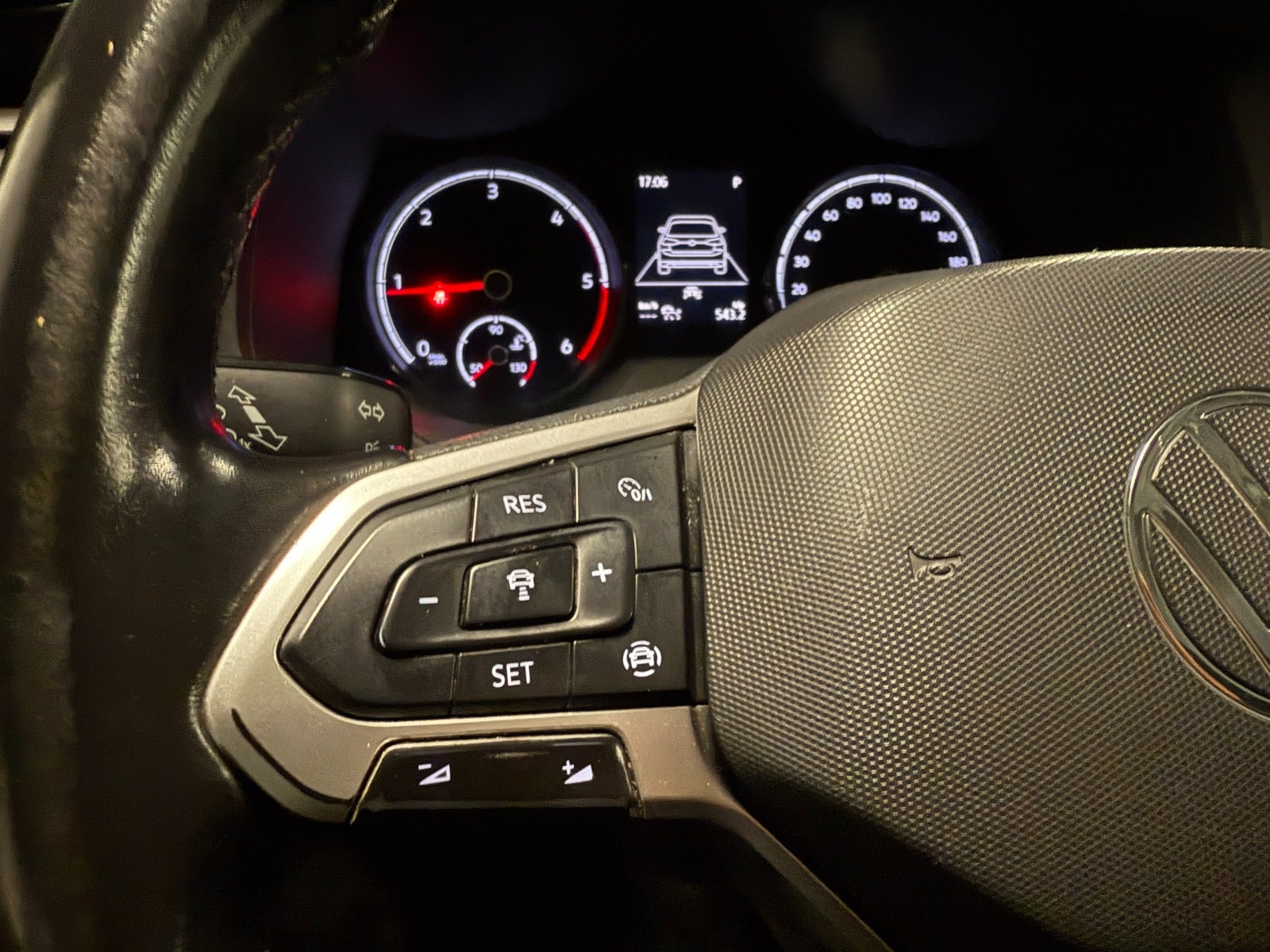 VW Transporter TDi 199 Kassevogn DSG 4Motion lang