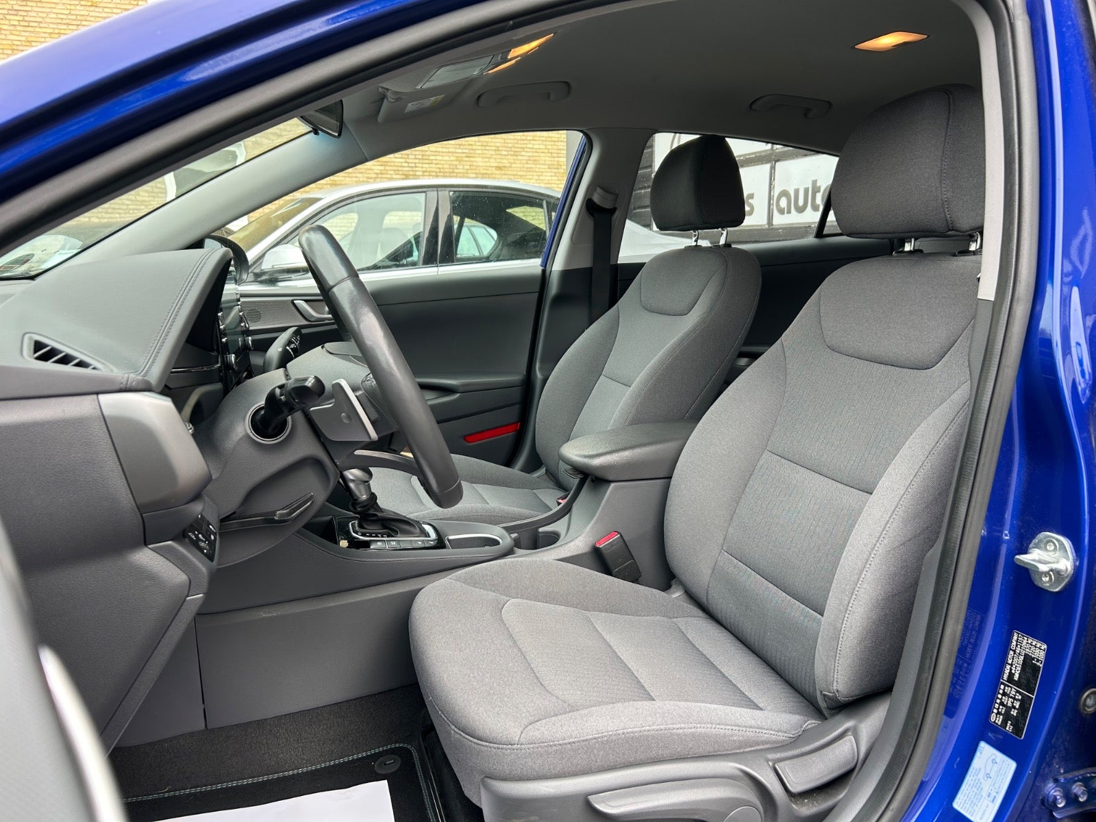 Hyundai Ioniq PHEV Trend DCT