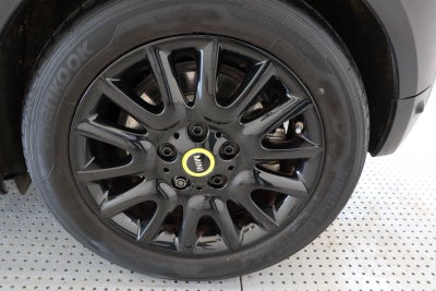MINI Cooper SE Classic Trim