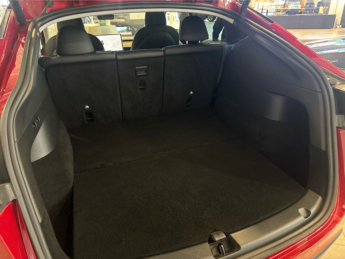 Tesla Model Y Long Range AWD billede 19