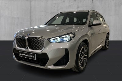 BMW iX1  eDrive20 Fully Charged 5d