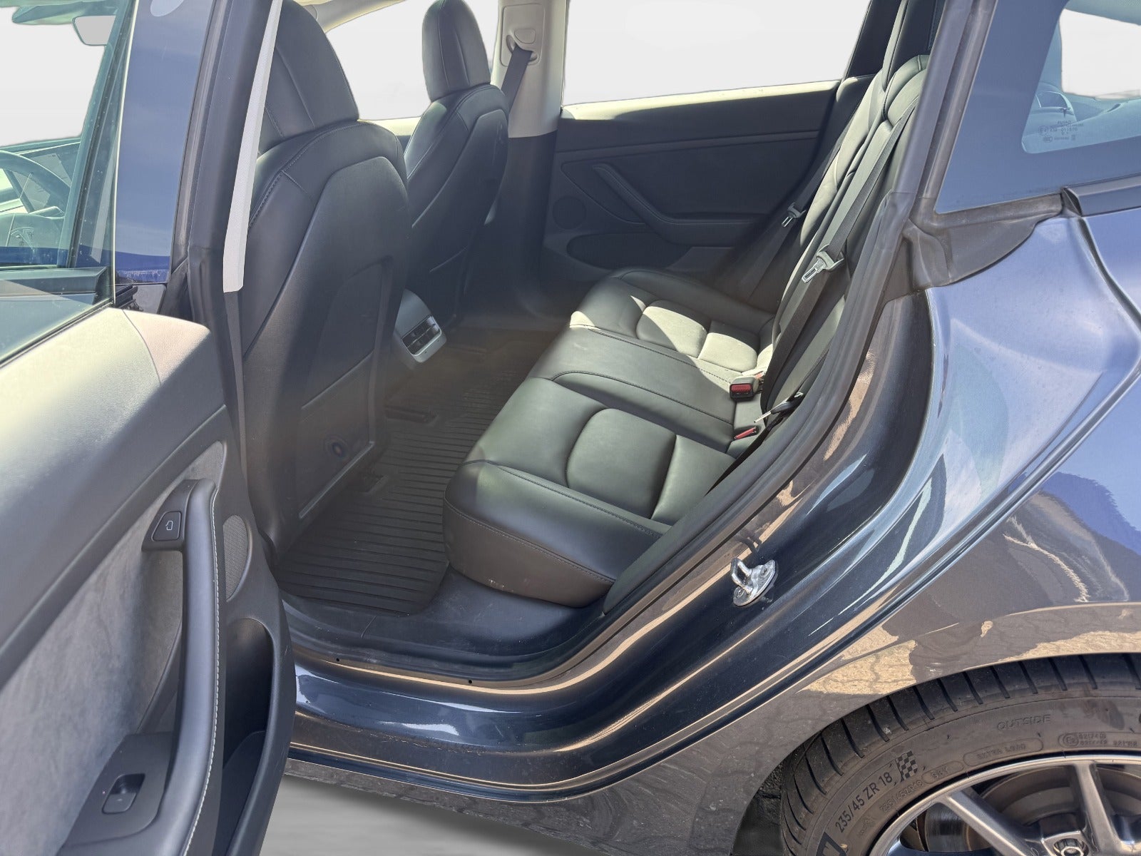 Billede af Tesla Model 3  Long Range AWD