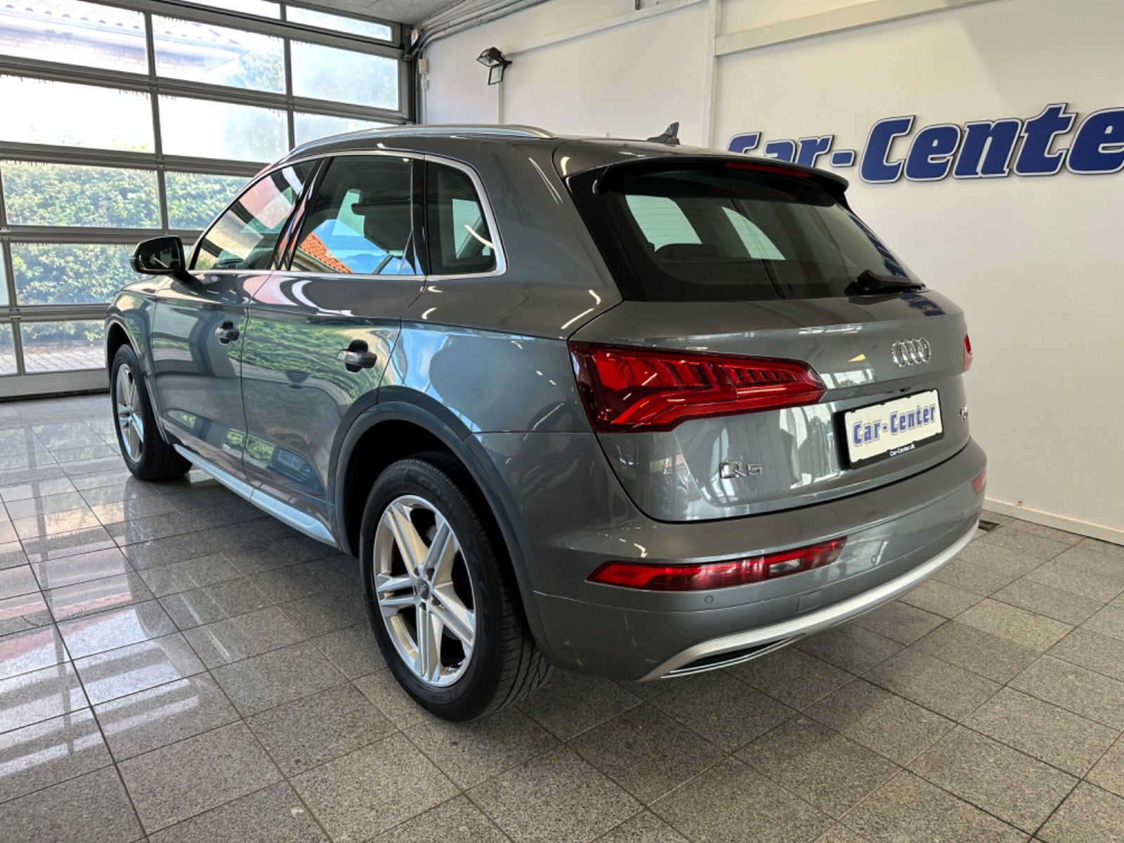 Billede af Audi Q5 40 TDi quattro S-tr.