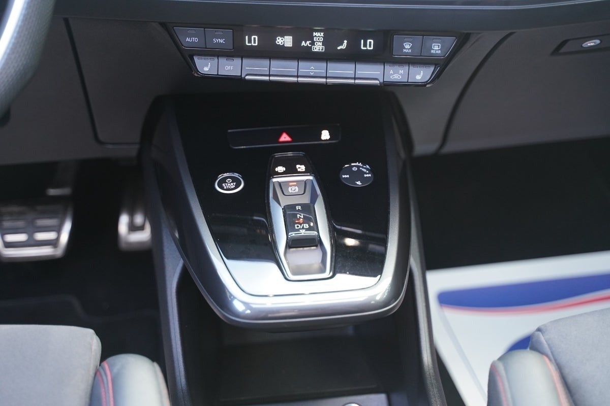 Billede af Audi Q4 e-tron 40 Attitude S-line