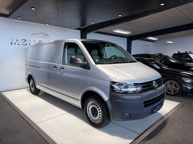VW Transporter 2,0 TDi 140 Kassevogn lang