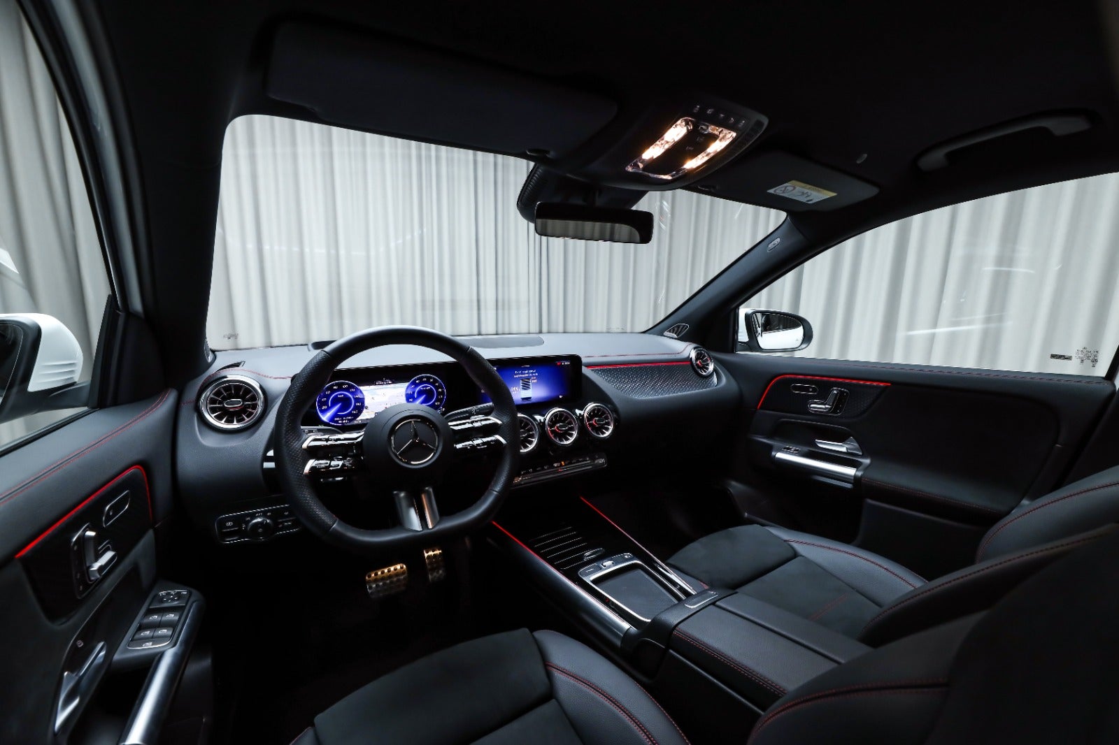 Mercedes-Benz EQA 250+ (4/8)