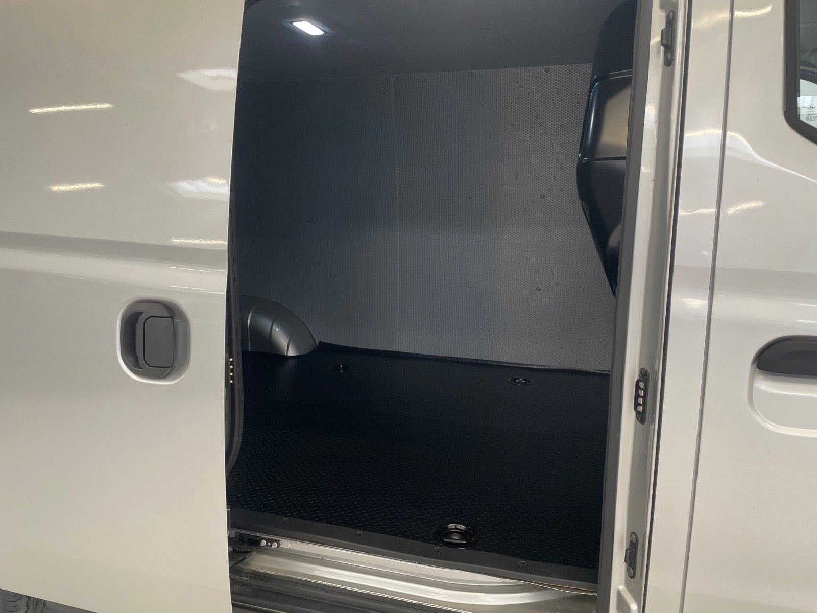 Billede af Maxus e-Deliver 3 50 Cargo Van LWB