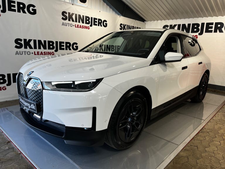 BMW iX xDrive40