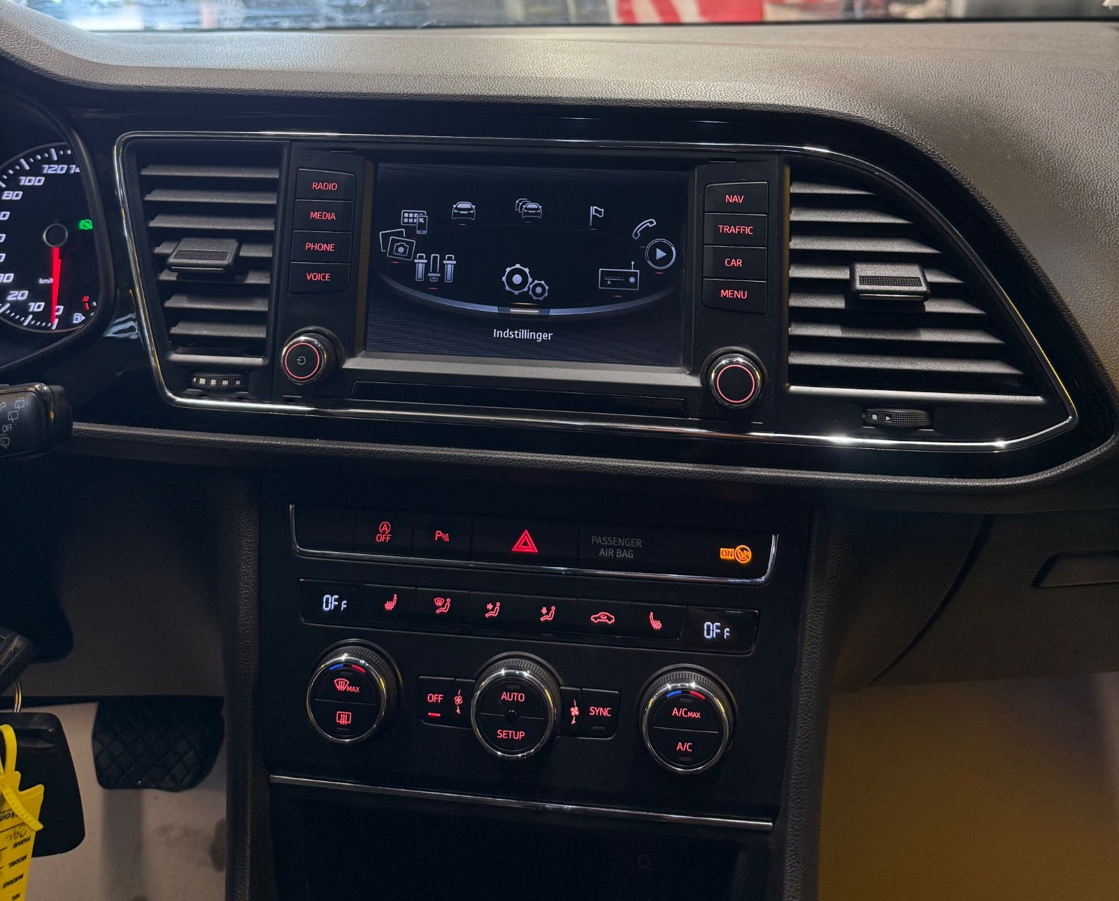 Billede af Seat Leon 1,6 TDi 110 Style ST DSG