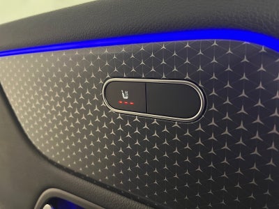 Mercedes EQA300 Progressive 4Matic Van