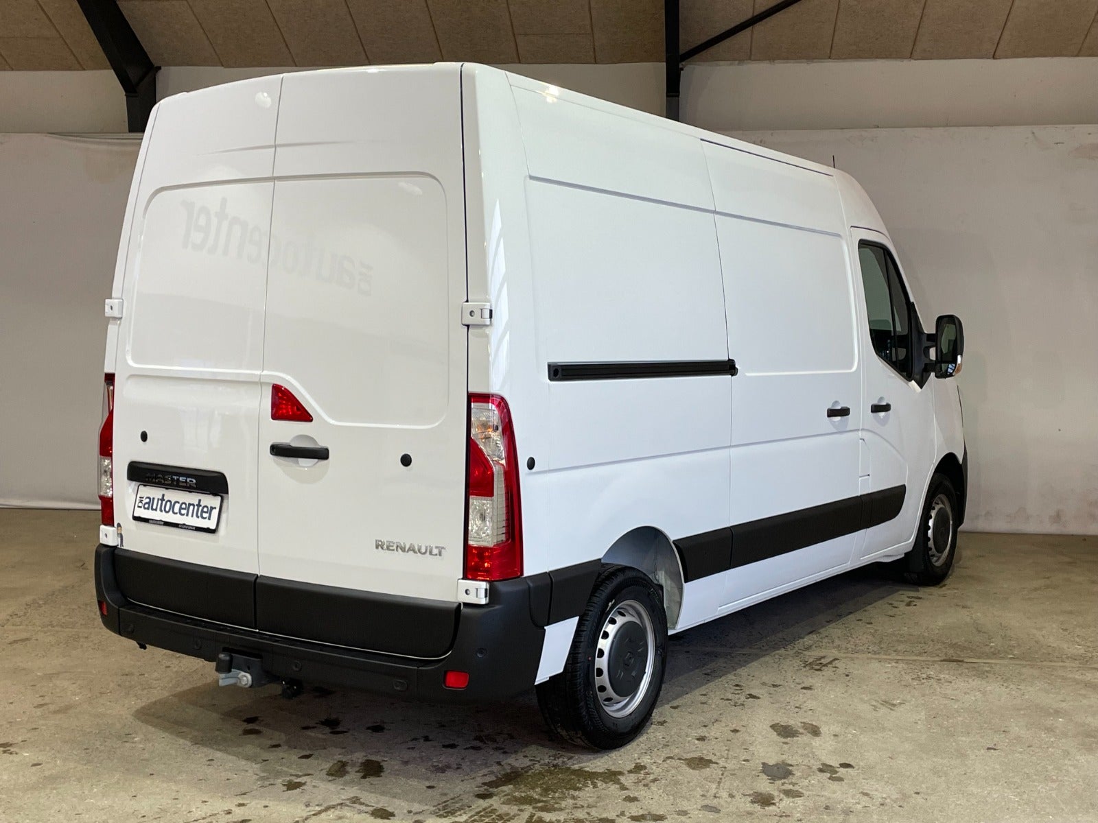 Renault Master IV T33 dCi 150 L2H2 Kassevogn Tekno