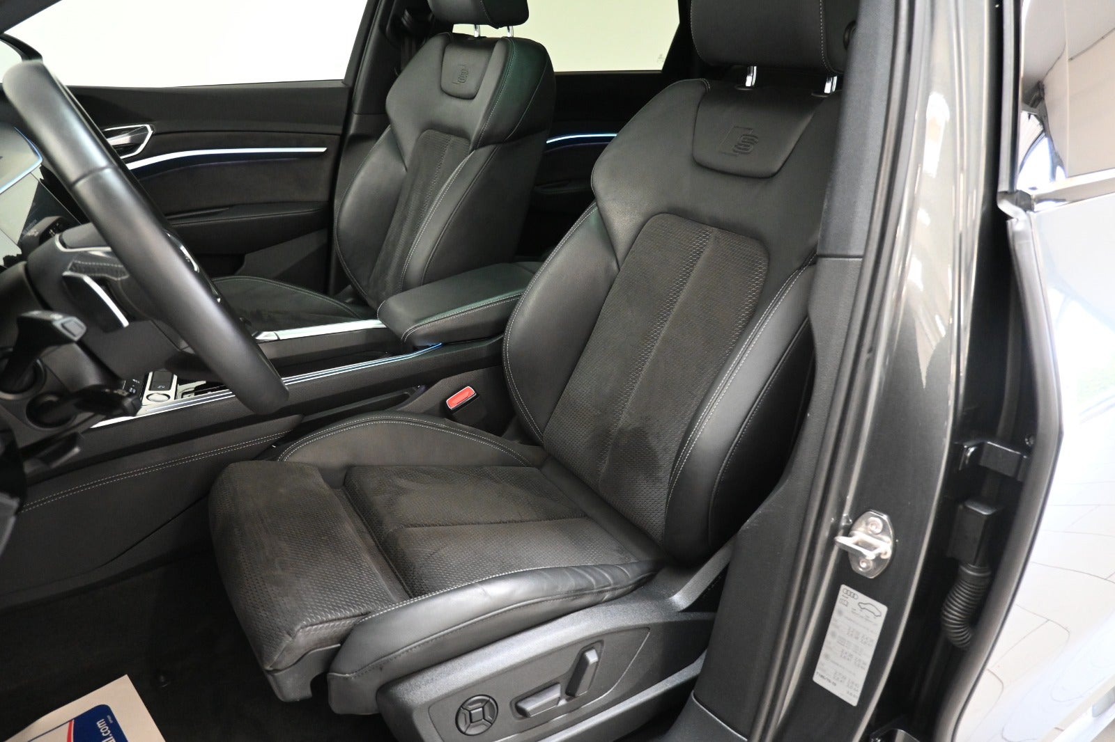 Audi e-tron S-line Prestige Sportback quattro