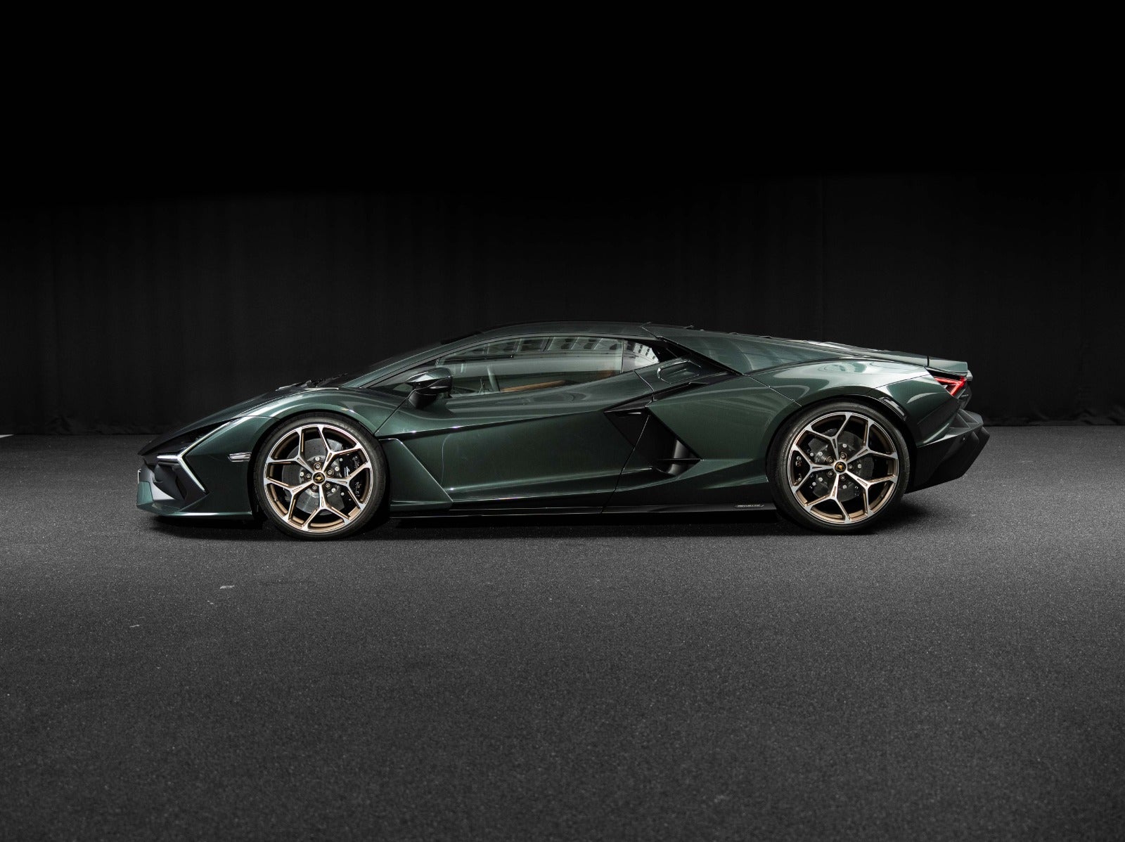 Gallery image 3 of 14