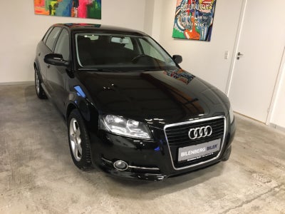 Audi A3 1,6 Attraction Sportback 5d