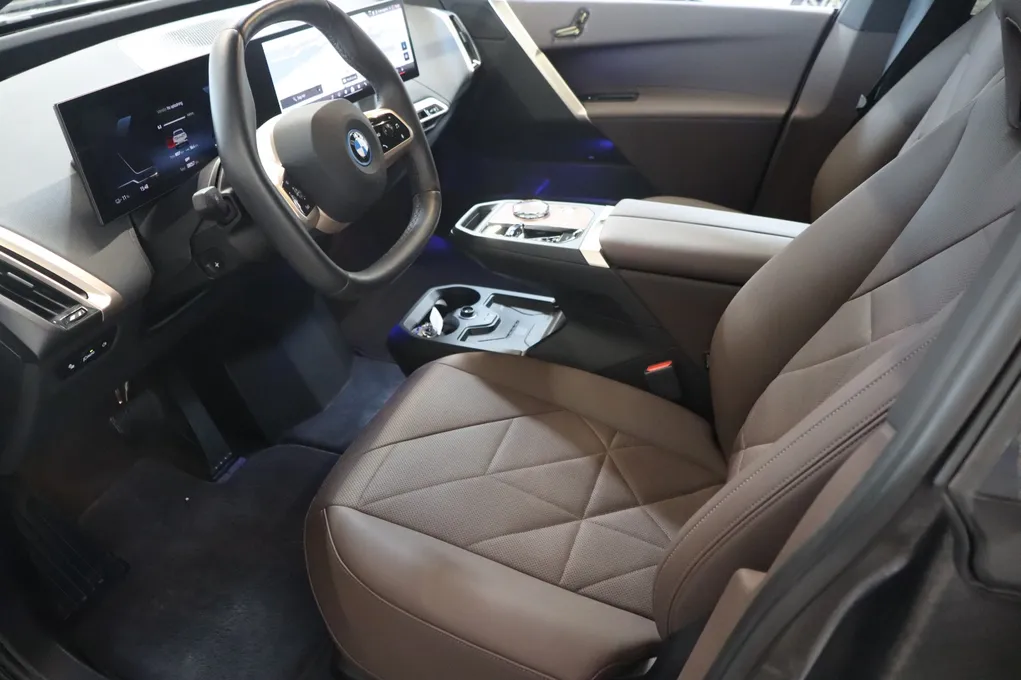 BMW iX xDrive40 Sport
