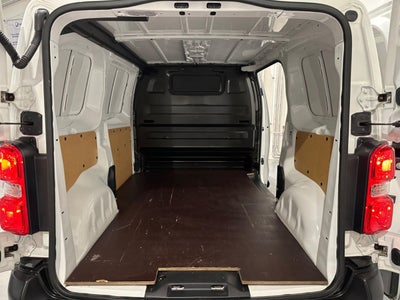 Toyota ProAce D 95 Medium Base