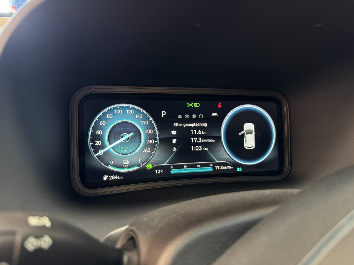 Hyundai Kona EV Select