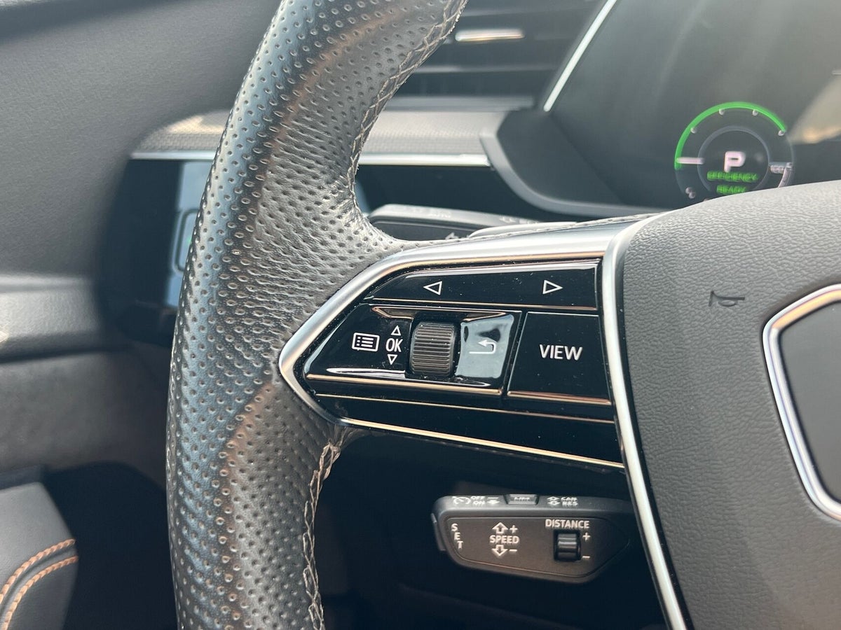 Audi e-tron Black Edition S-line quattro billede 16