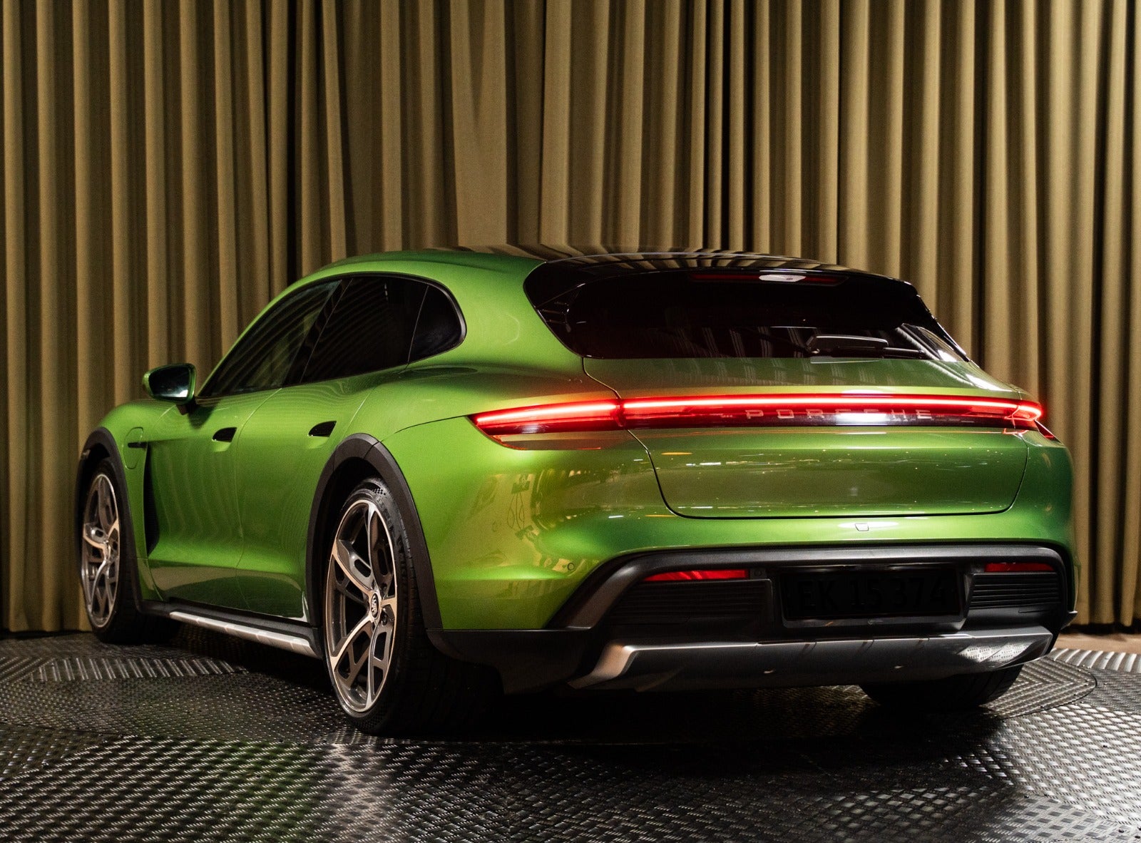 Billede af Porsche Taycan 4  Performance+ Cross Turismo
