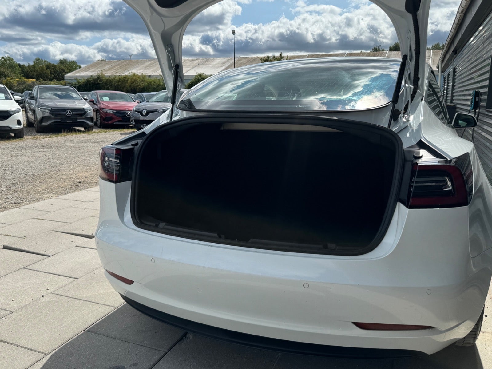 Billede af Tesla Model 3  Standard Range+ RWD