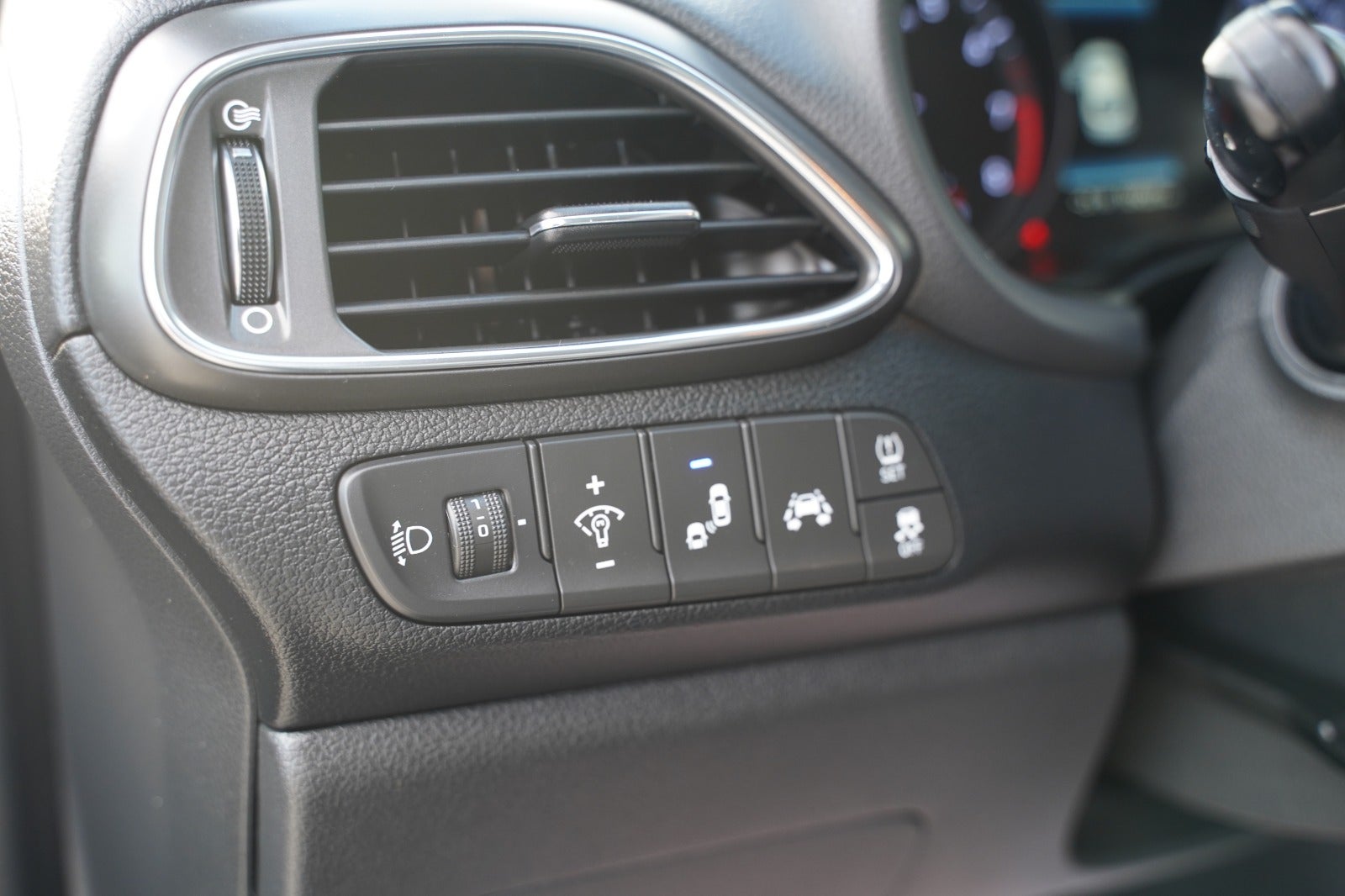 Billede af Hyundai i30 1,4 T-GDi Trend Fastback DCT