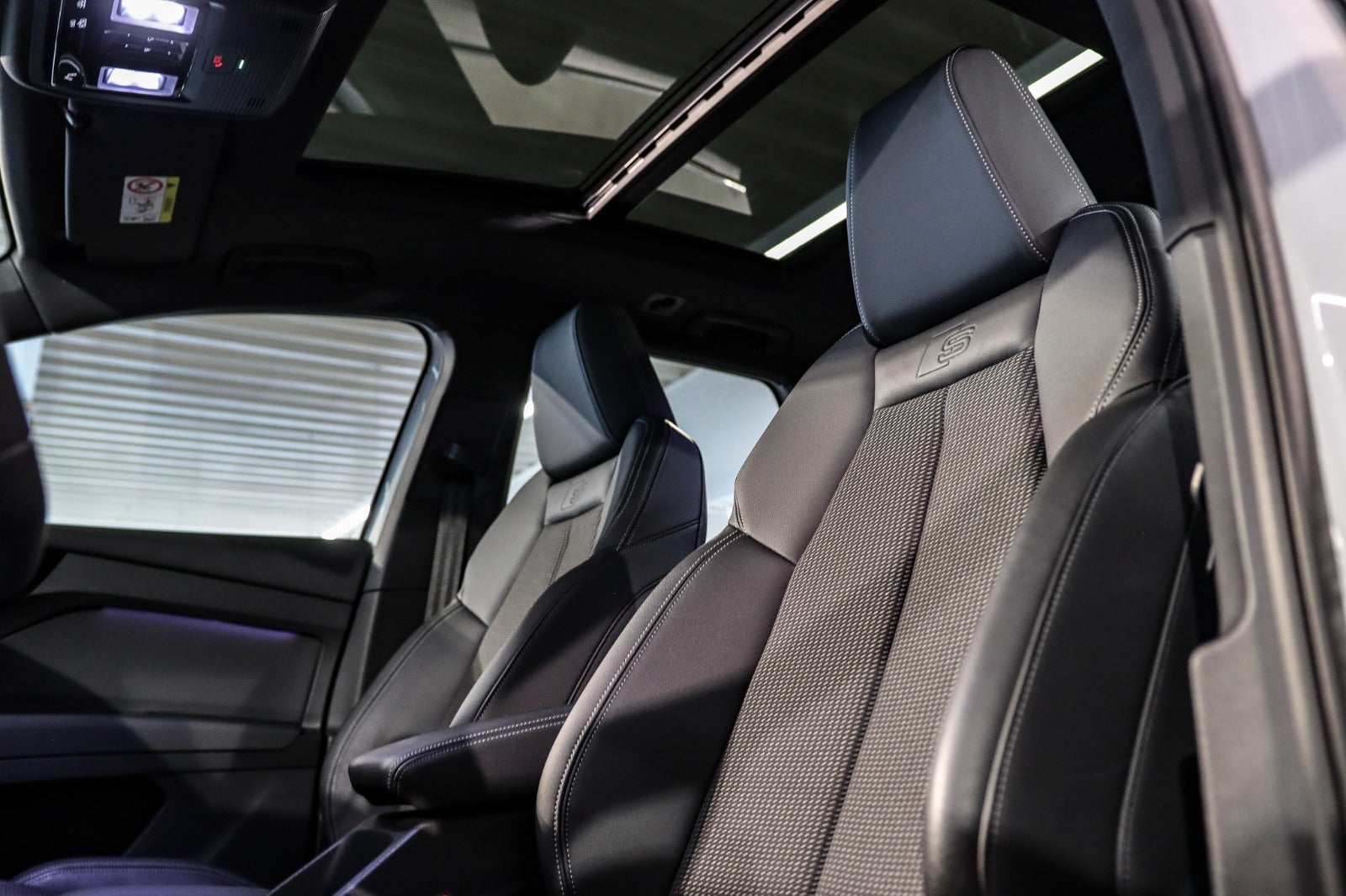 Billede af Audi Q4 e-tron 45 edition S-line
