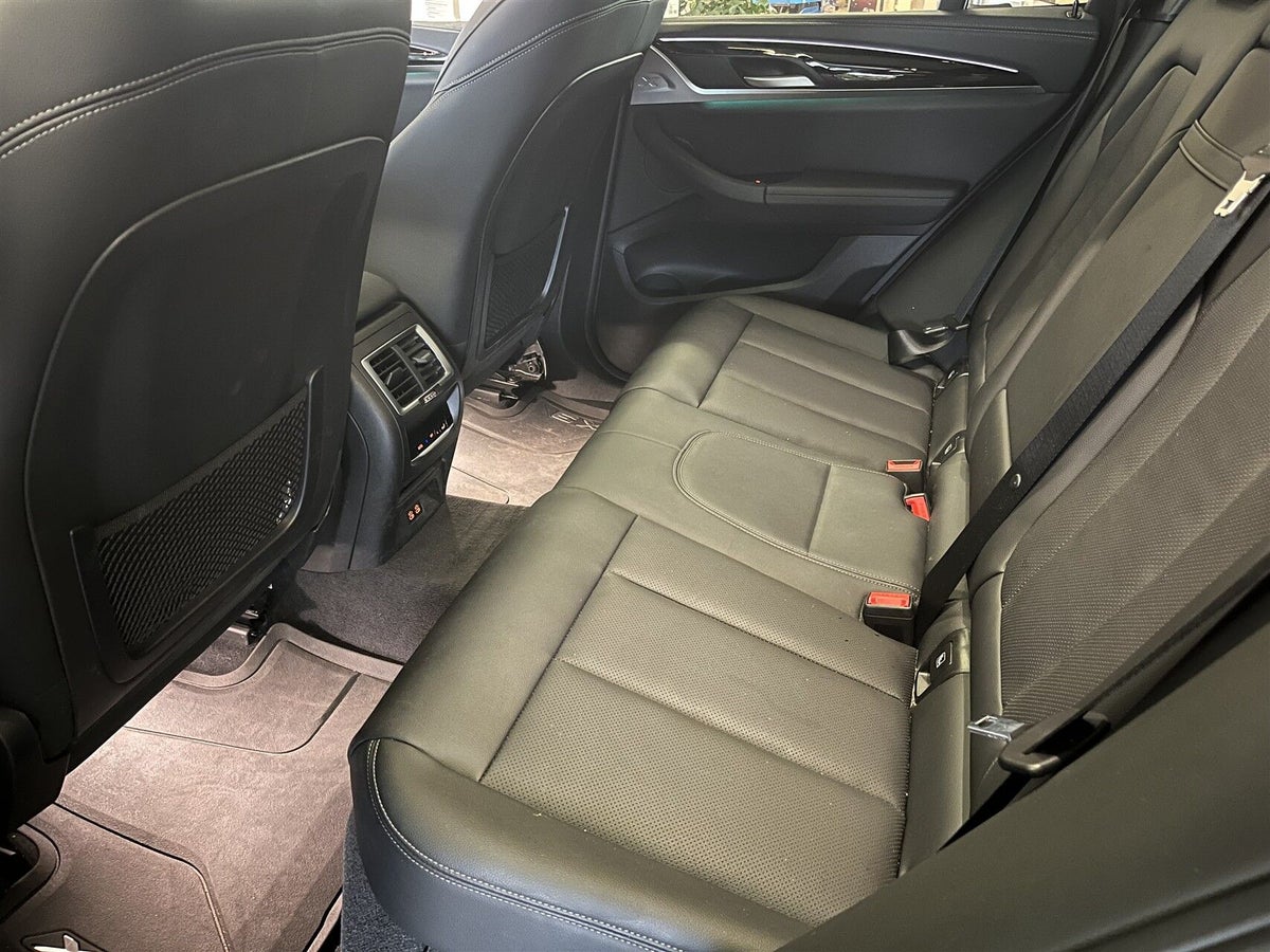 BMW iX3 Charged M-Sport billede 7