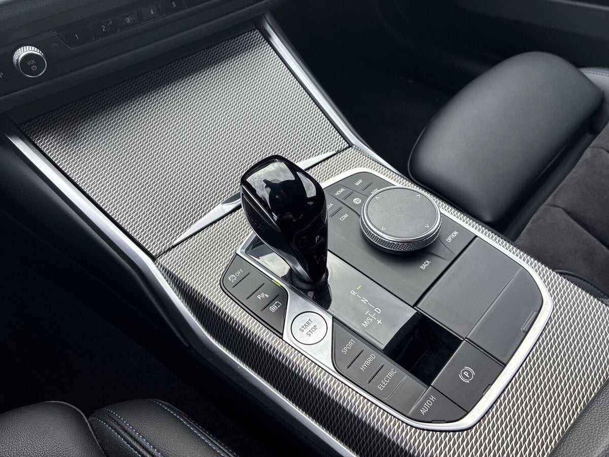 BMW 330e M-Sport aut. billede 15