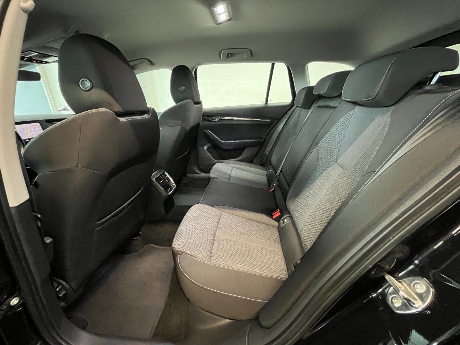 Billede af Skoda Octavia 2,0 TDi 150 Business Executive Combi DSG