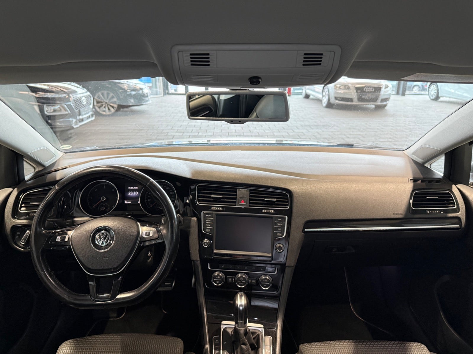 Billede af VW Golf VII 2,0 TDi 150 Highline Variant DSG BMT