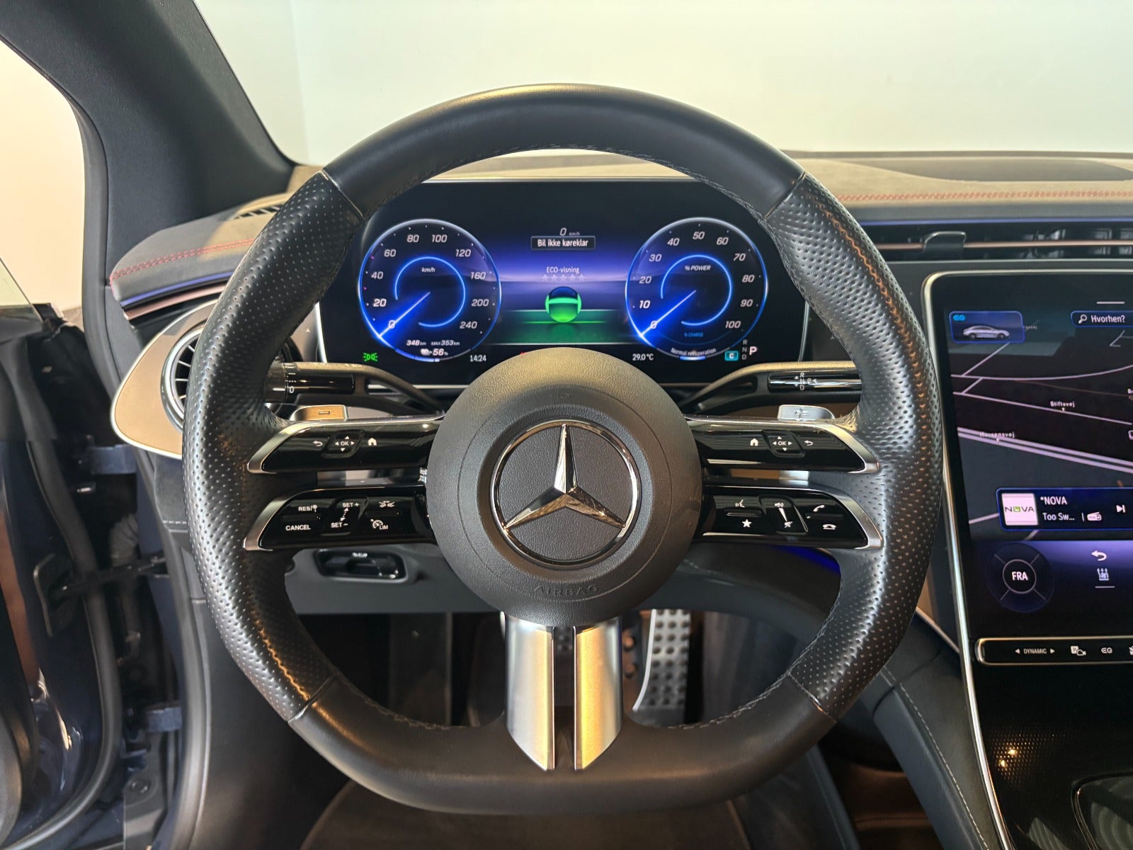 Mercedes EQE350 AMG Line 4d - 13