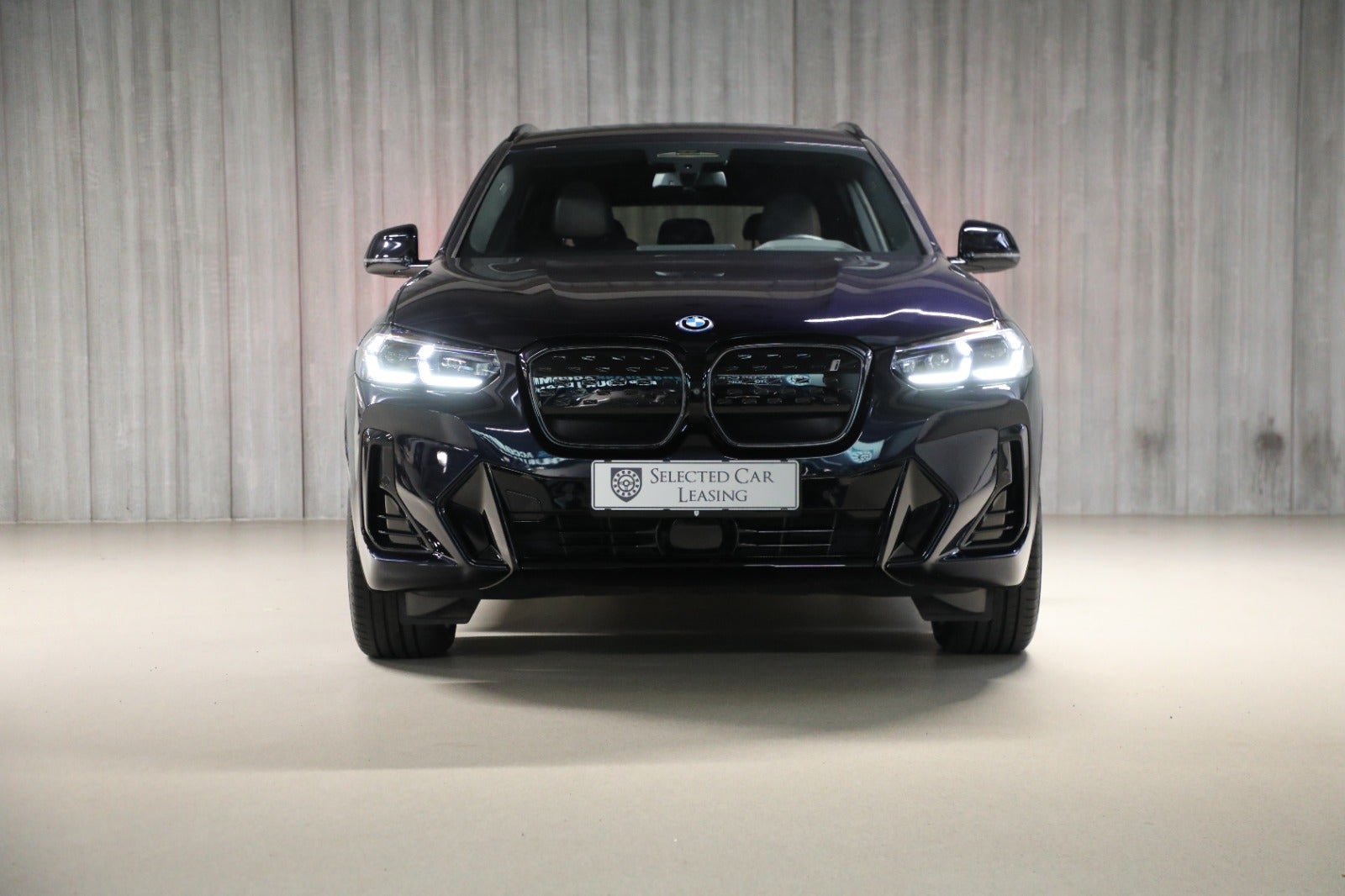 BMW iX3 Charged Plus M-Sport