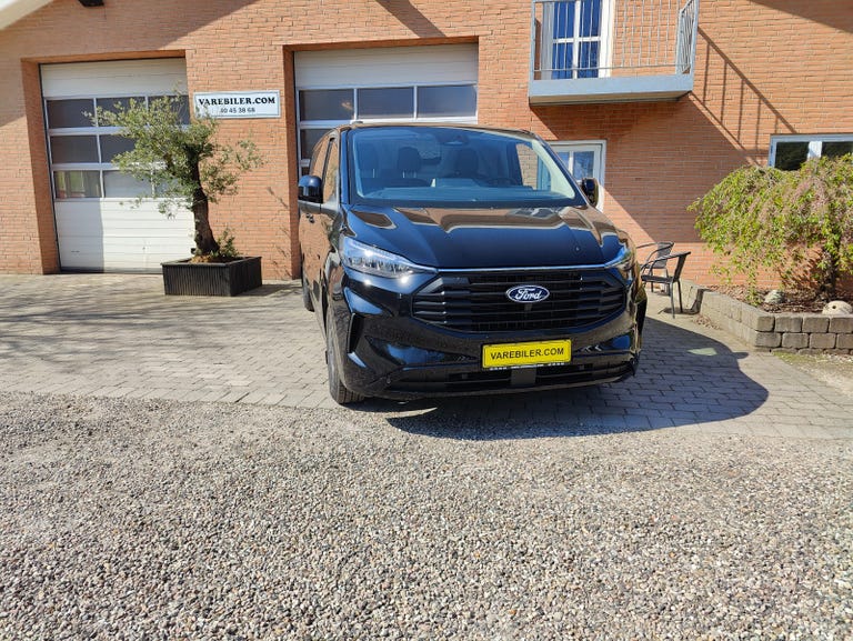 Ford Transit Custom 300L EcoBlue Limited aut.